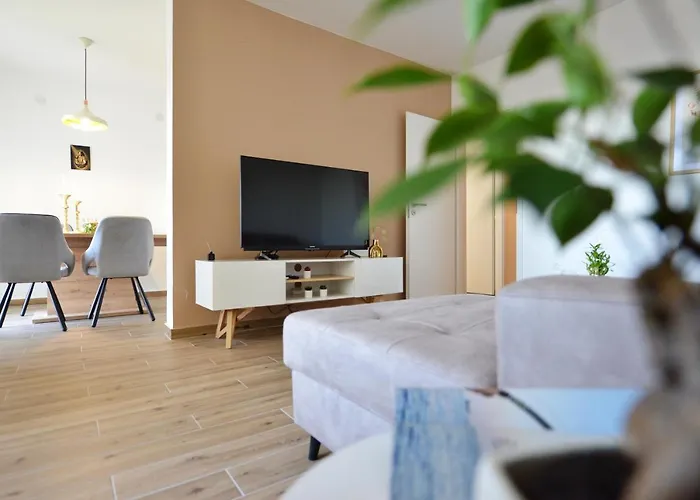 Apartman Lola